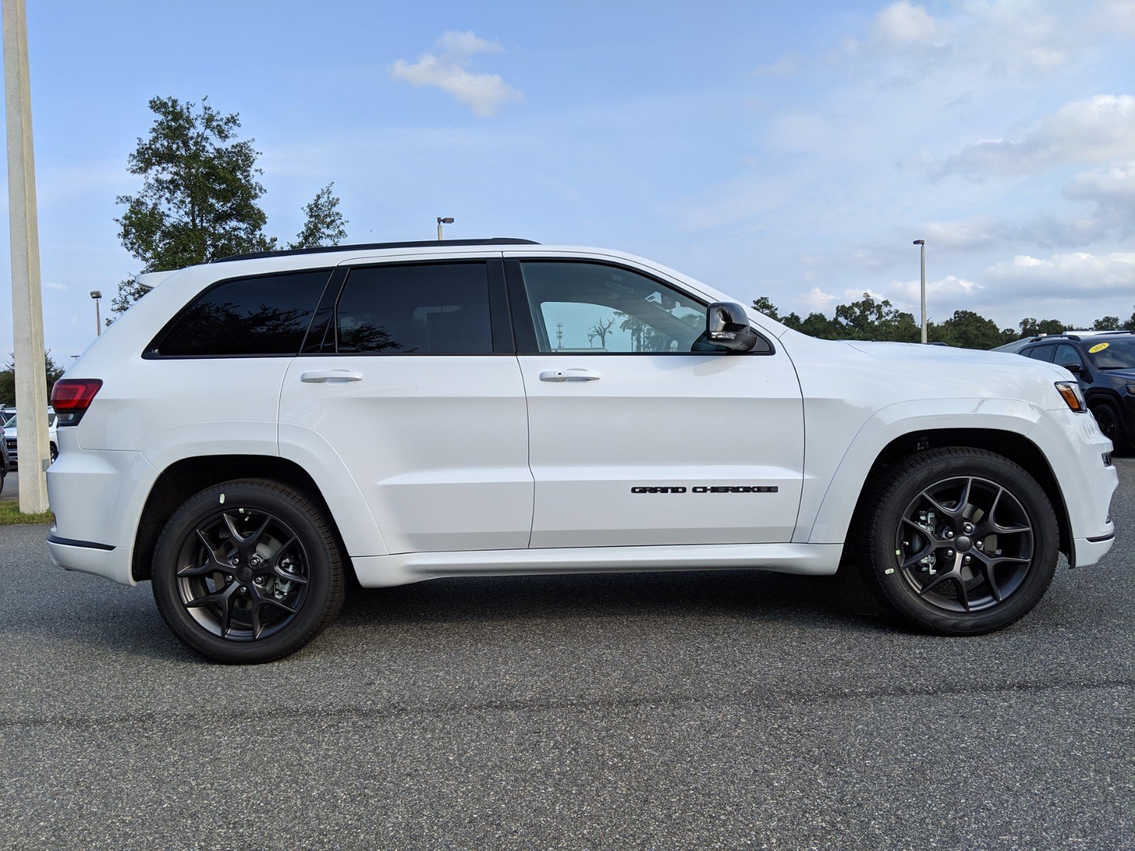 New 2020 Jeep Grand Cherokee Limited X 4x2