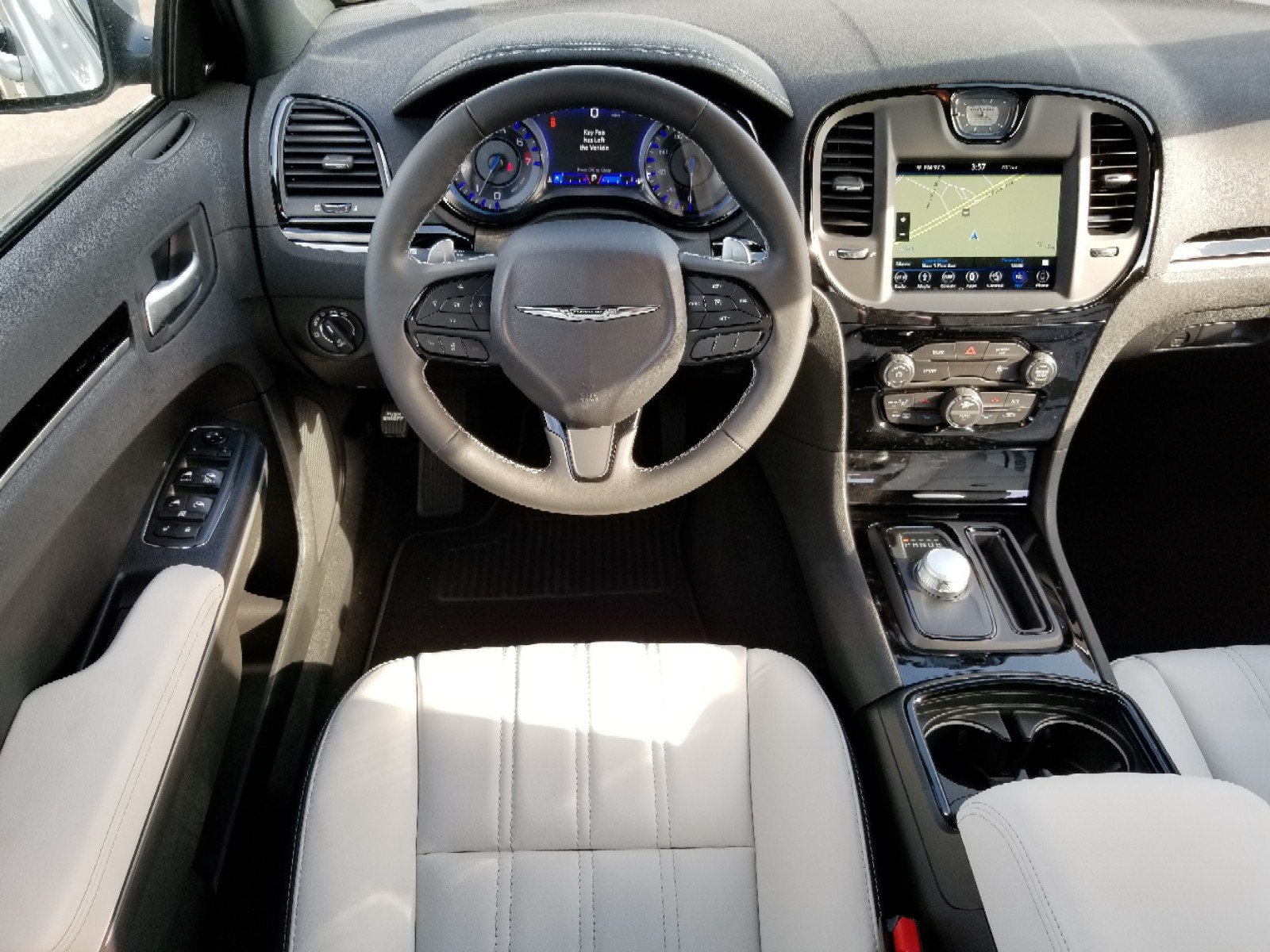 New 2019 Chrysler 300s