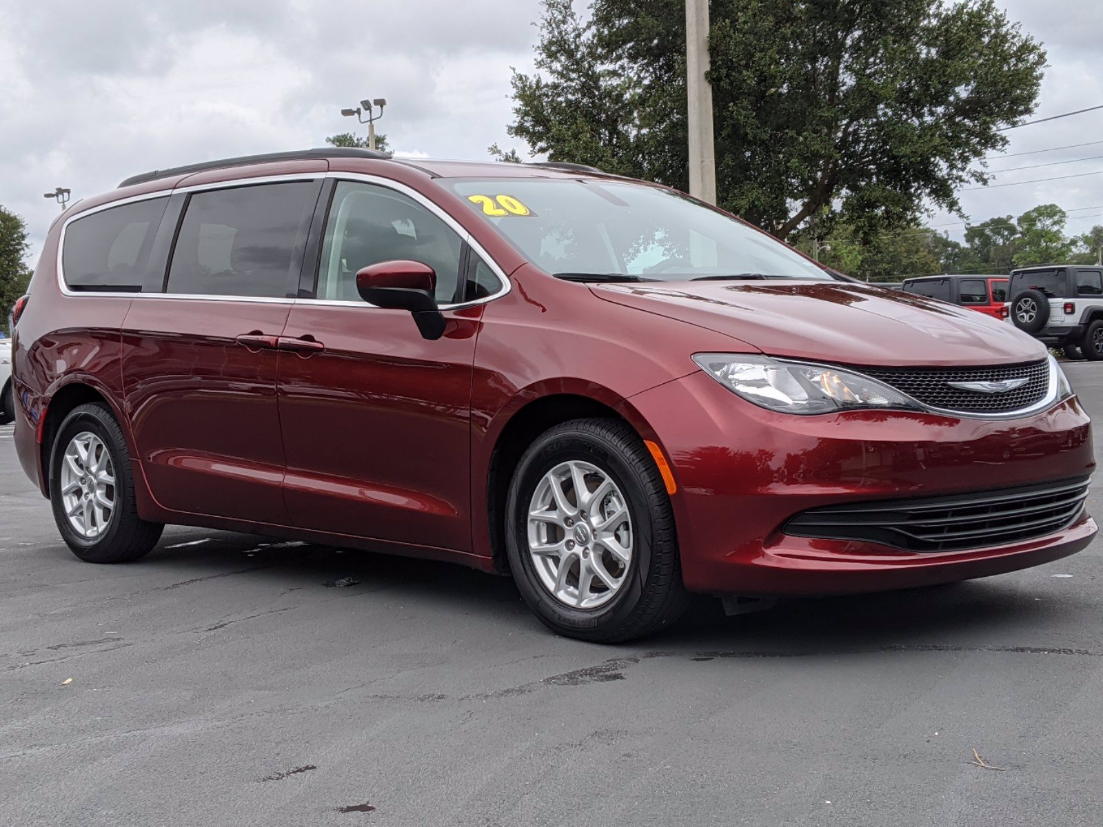 Pre-Owned 2020 Chrysler Voyager LXI 4D Passenger Van in Ocala #22226 ...