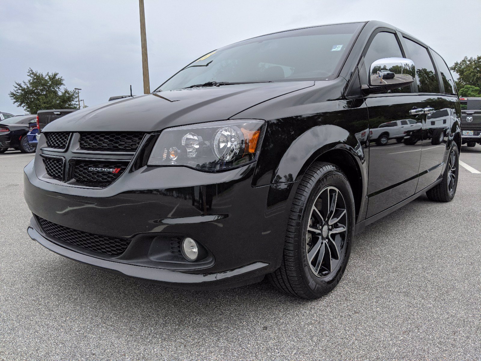 Dodge caravan 2018