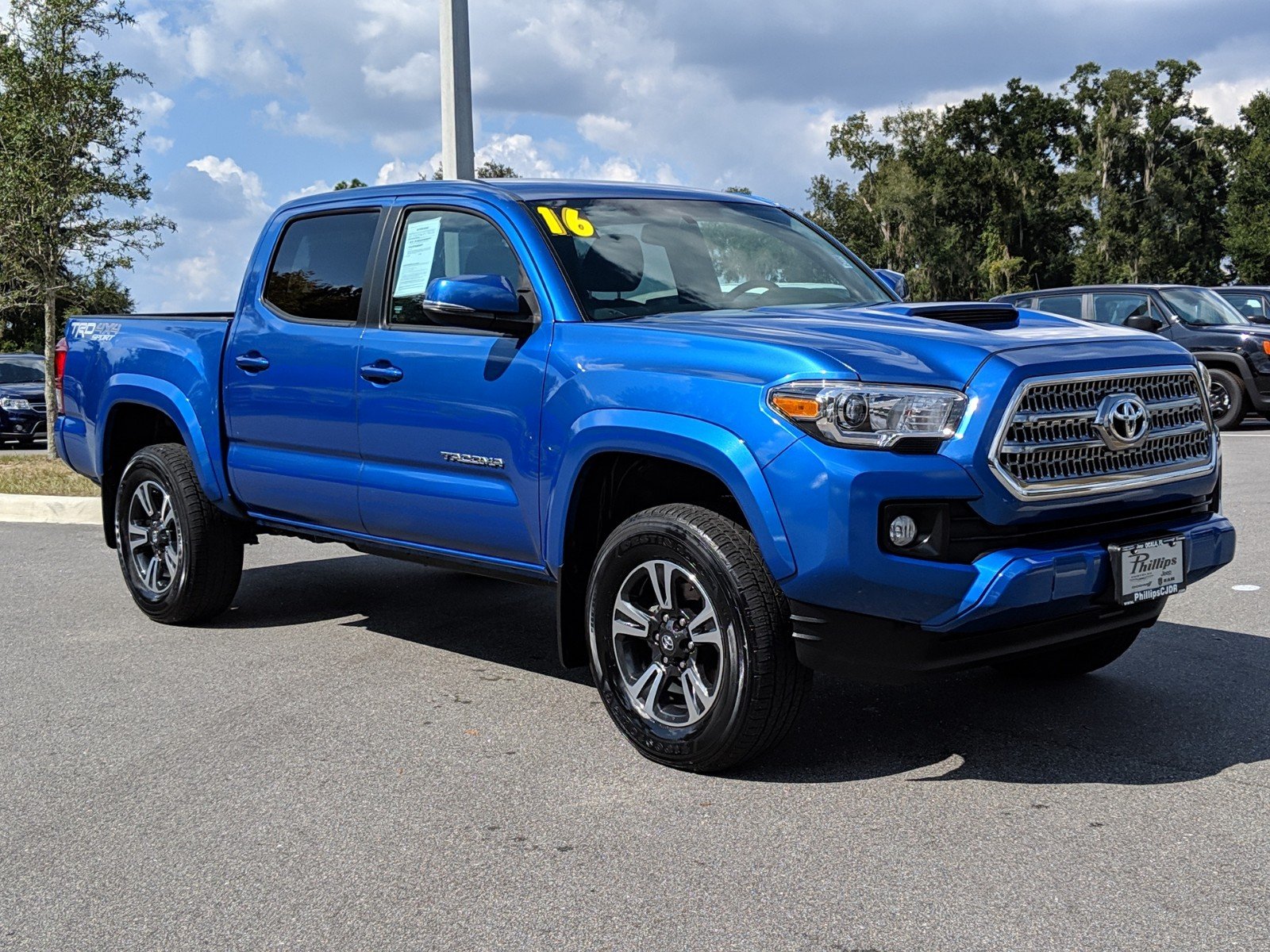 Pre Owned 2016 Toyota Tacoma Trd Sport 4wd 4d Double Cab